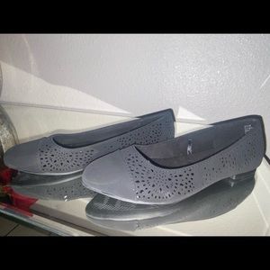 NWT Black Flats